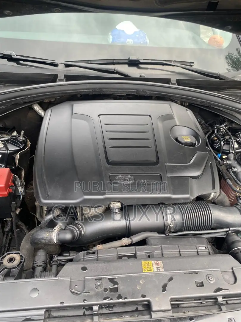 Land Rover Range Rover Velar R-Dynamic HSE 2021 Black