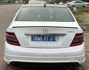 Mercedes-Benz C300 2010 Blanc