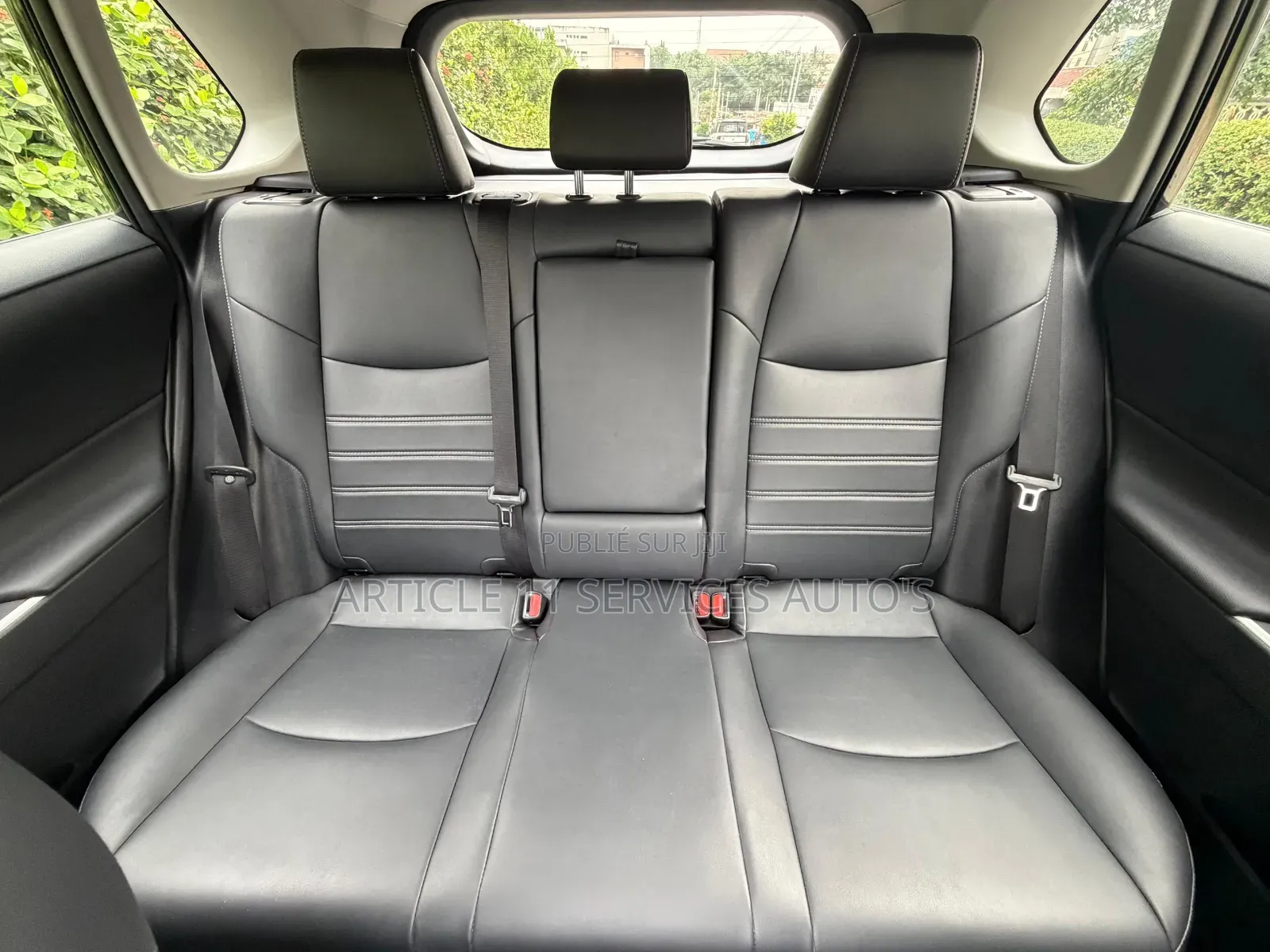 Toyota RAV4 XLE AWD 2020 Blue