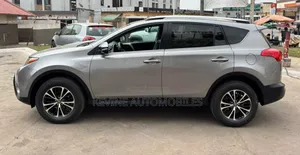 Toyota RAV4 2016