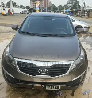 Kia Sportage LX 4dr SUV (2.4L 4cyl 6A) 2013 Doré