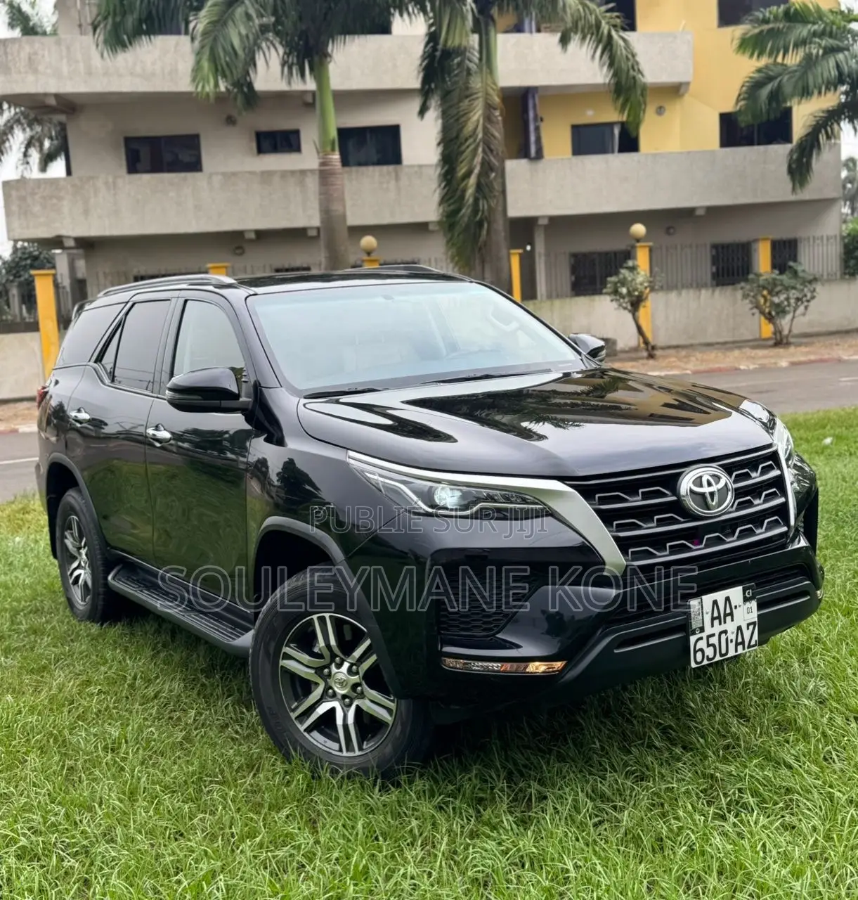 Toyota Fortuner 2024 Black