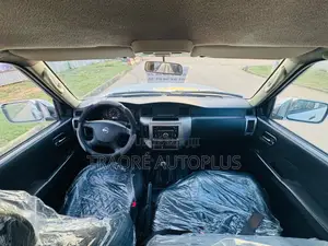 Nissan Patrol 4.5 2012 Blanc