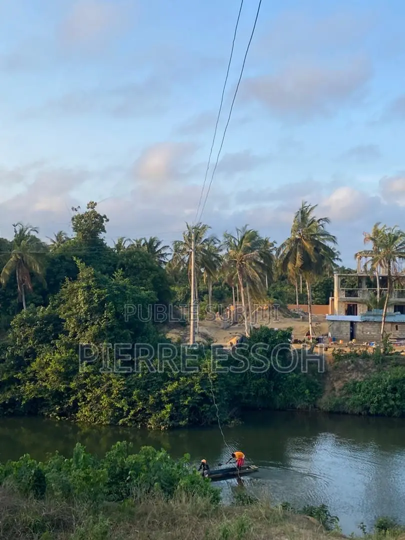 Immobilière Terrain en Vente