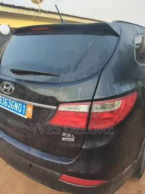 Hyundai Santa Fe Limited 4dr SUV AWD (3.3L 6cyl 6A) 2014 Black