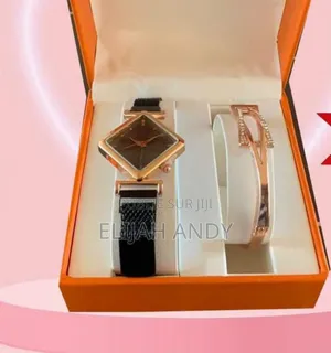 Montre+Bracelet Dame (En Simili Cuir)