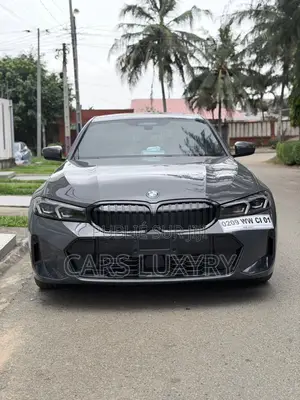 New BMW 330i 2025 Black