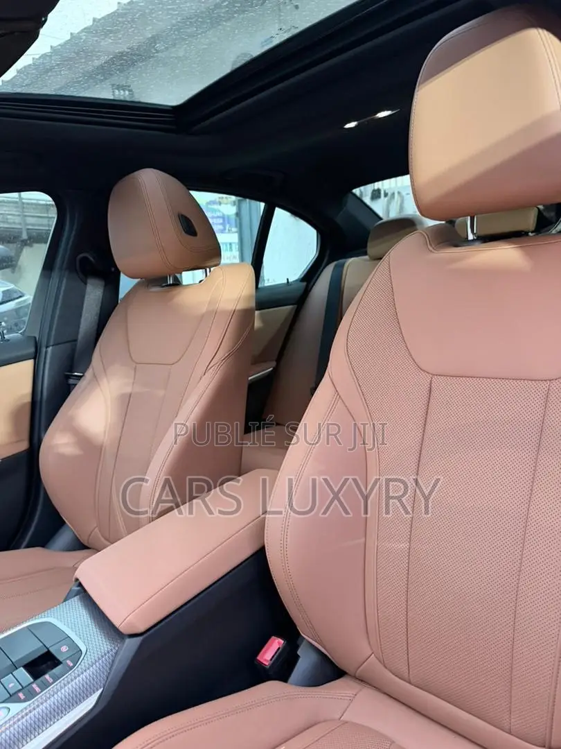 New BMW 330i 2025 Black