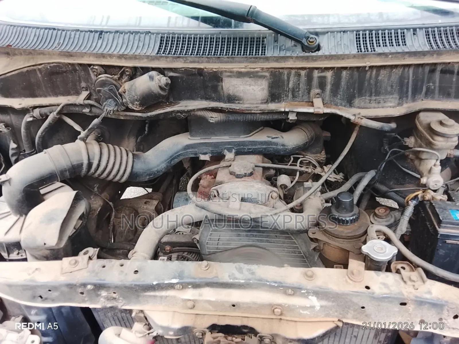 Toyota HiAce 2000 Blanc