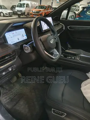 New Geely Okavango 2025 Blanc