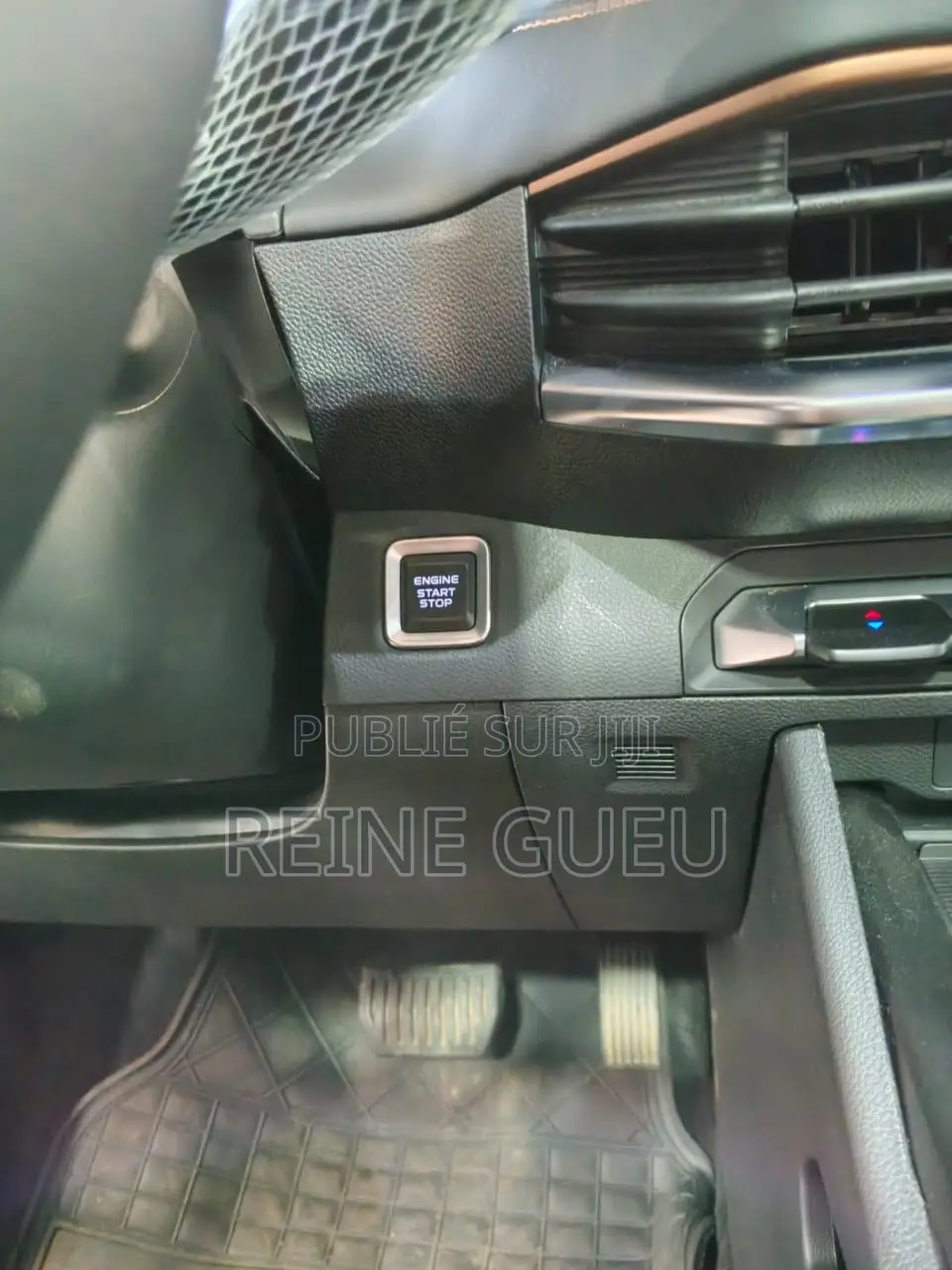 New Geely Okavango 2025 Blanc