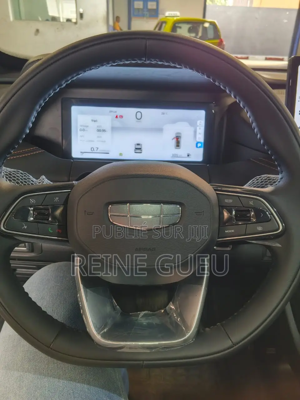 New Geely Okavango 2025 Blanc