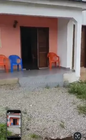 4chbre Villa dans Kanon Immobilier, Songon à Vendre