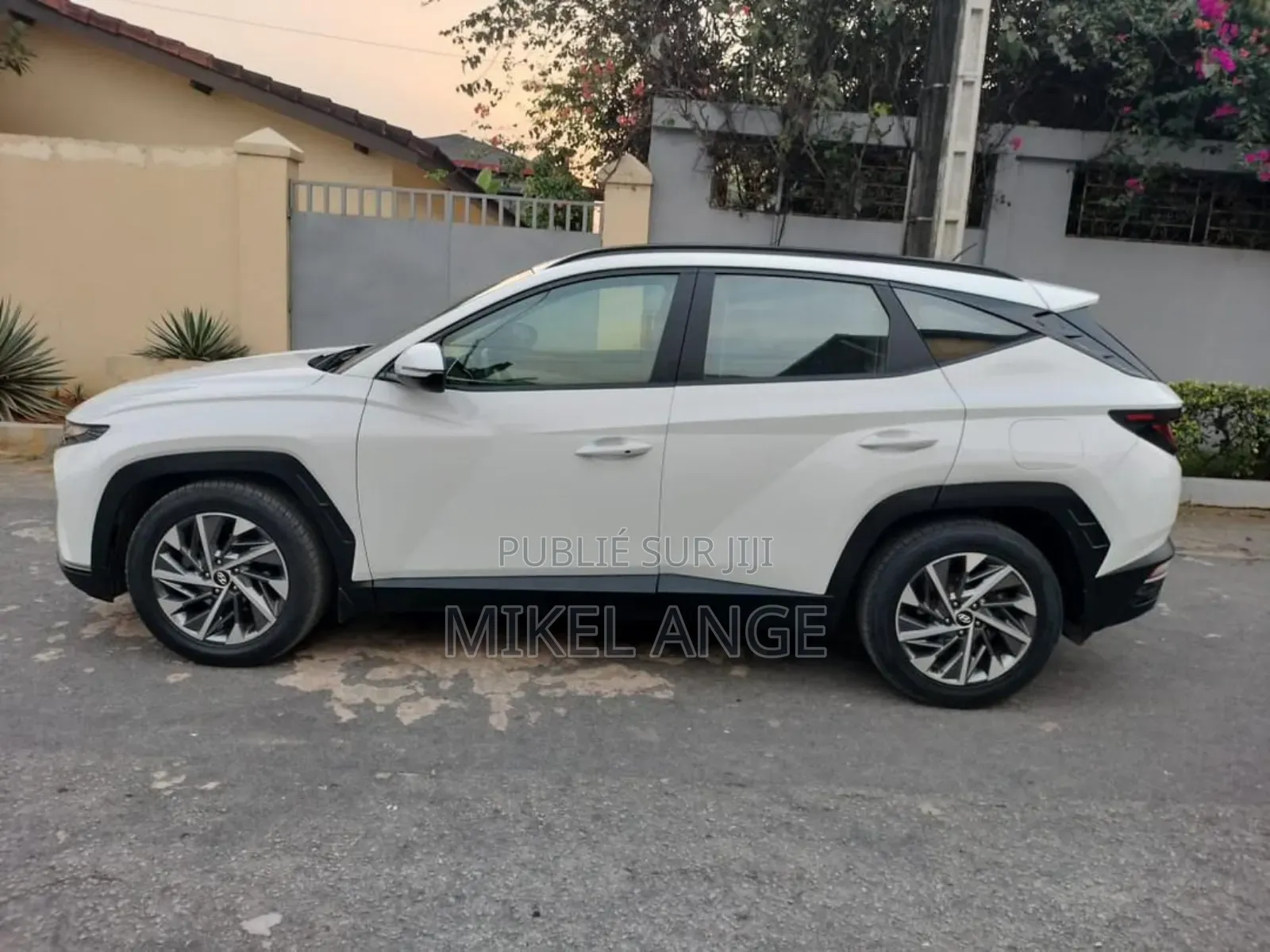 New Hyundai Tucson Limited 2023 Blanc cassé