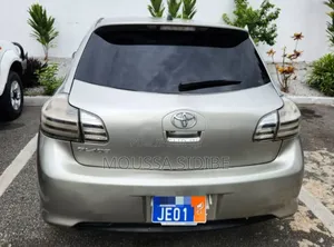 Toyota Lame 2008 Gris