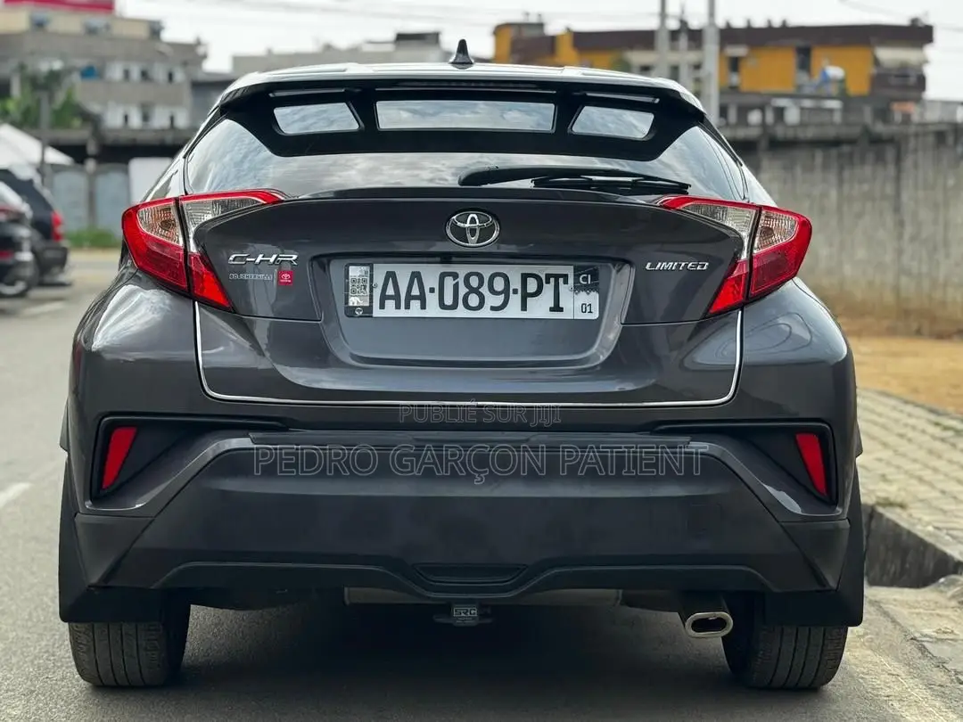 Toyota C-HR 2020 Gris