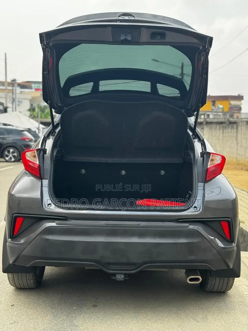Toyota C-HR 2020 Gris