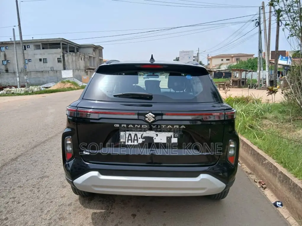 Suzuki Grand Vitara 2024 Black