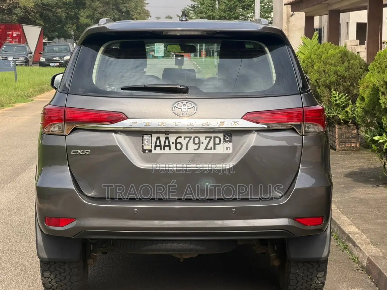 Toyota Fortuner 2023 Gris