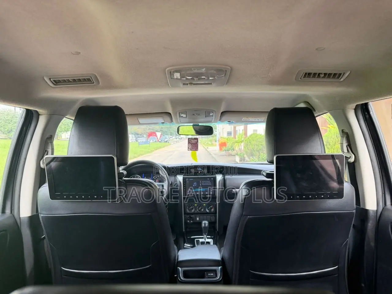 Toyota Fortuner 2023 Gris