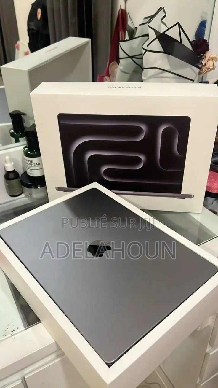 New Apple MacBook Pro M1 32GB Intel Core Ultra 7 SSHD+SSD 1T