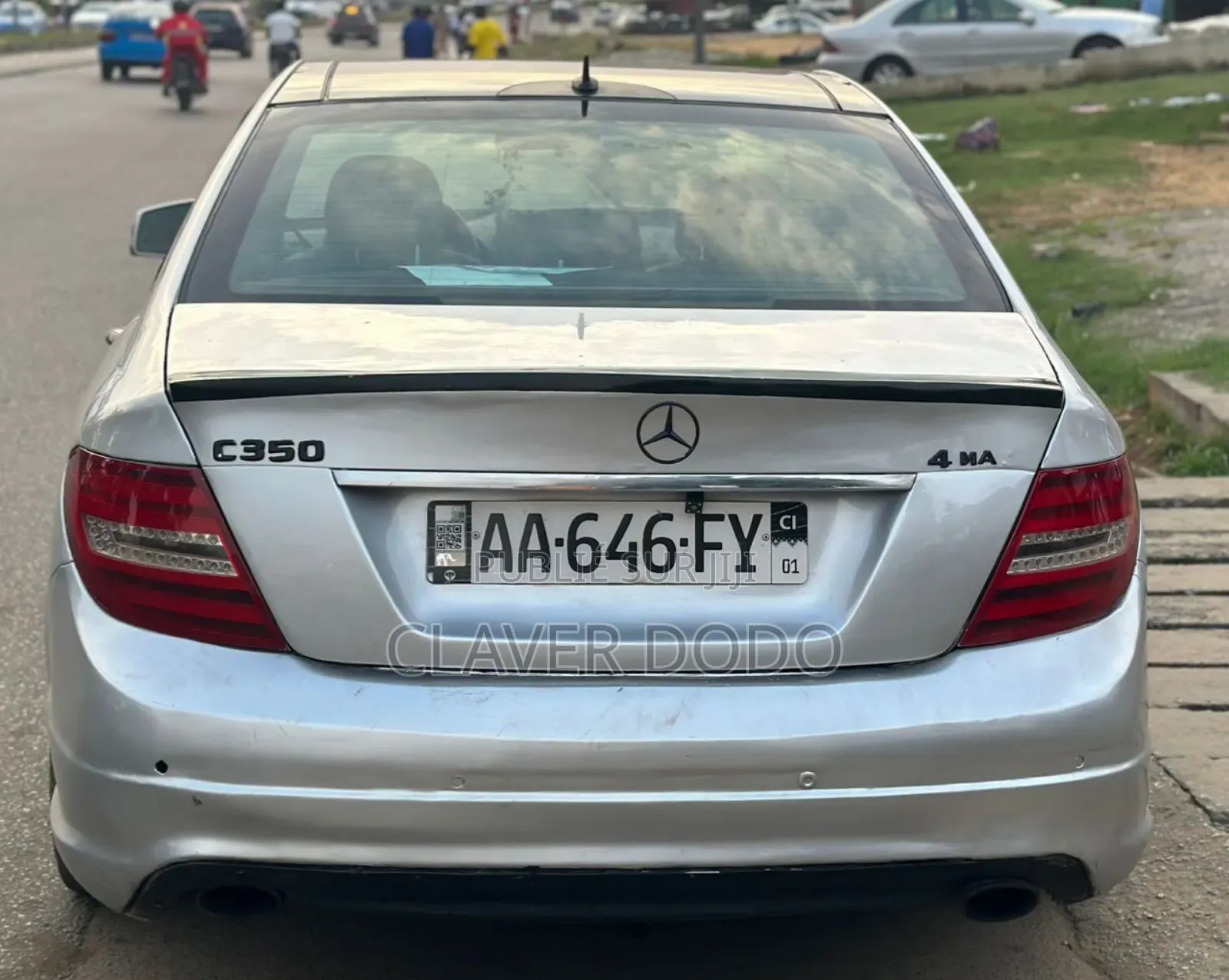 Mercedes-Benz C300 2009 Gris