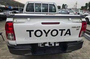 Toyota Hilux 2025 Blanc