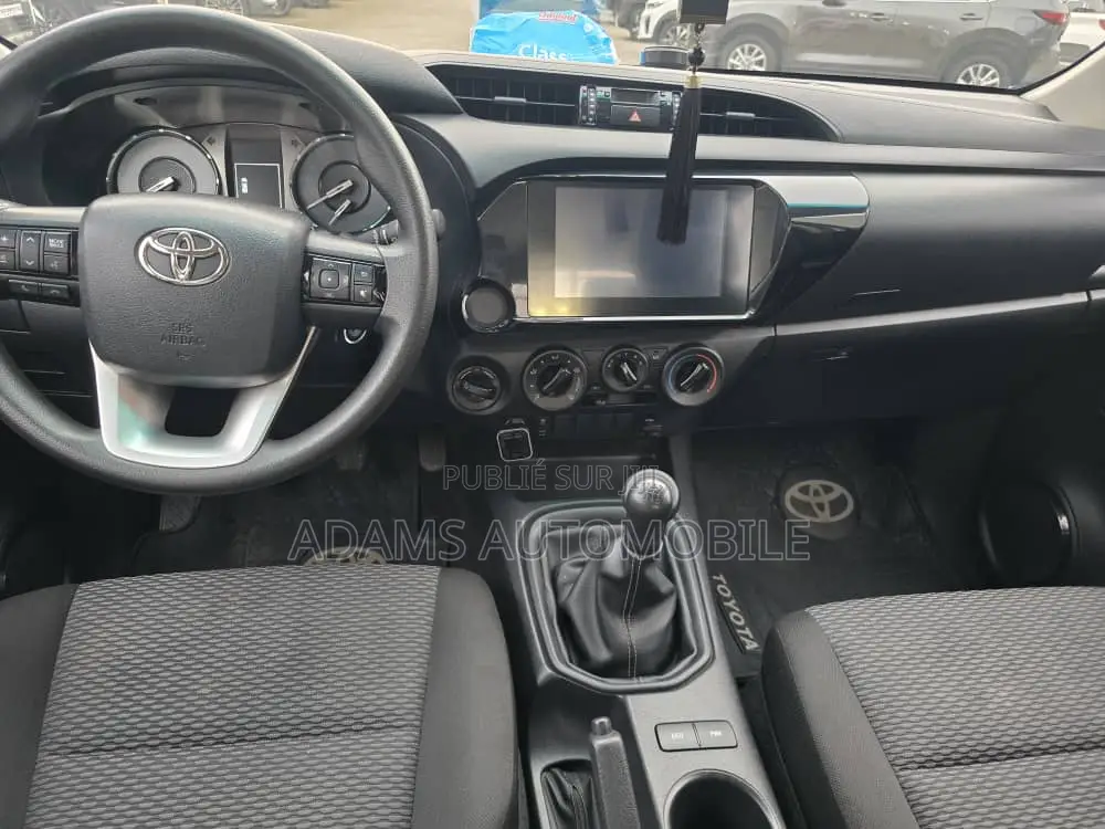 Toyota Hilux 2025 Blanc