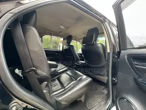 Toyota Fortuner 2020 Black