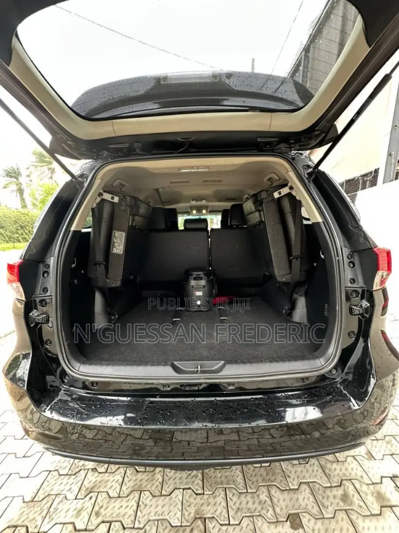 Toyota Fortuner 2020 Black