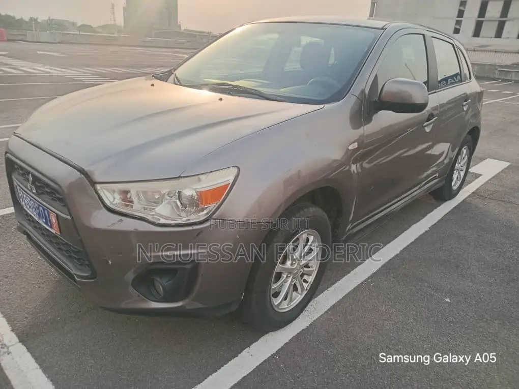 Mitsubishi ASX 2013 Gris