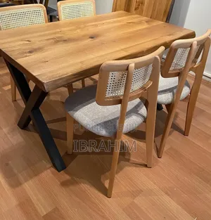 Table À Manger Neuf Qualité