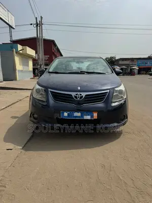 Toyota Avensis 2010 Black
