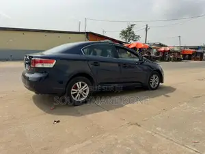 Toyota Avensis 2010 Black