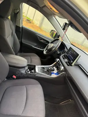 Toyota RAV4 2022 Blanc