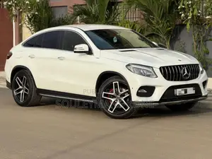 Mercedes-Benz GLE-Class 2018 Blanc