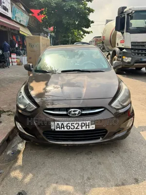 Hyundai Accent 2016 Marron