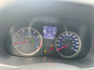 Hyundai Accent 2016 Marron