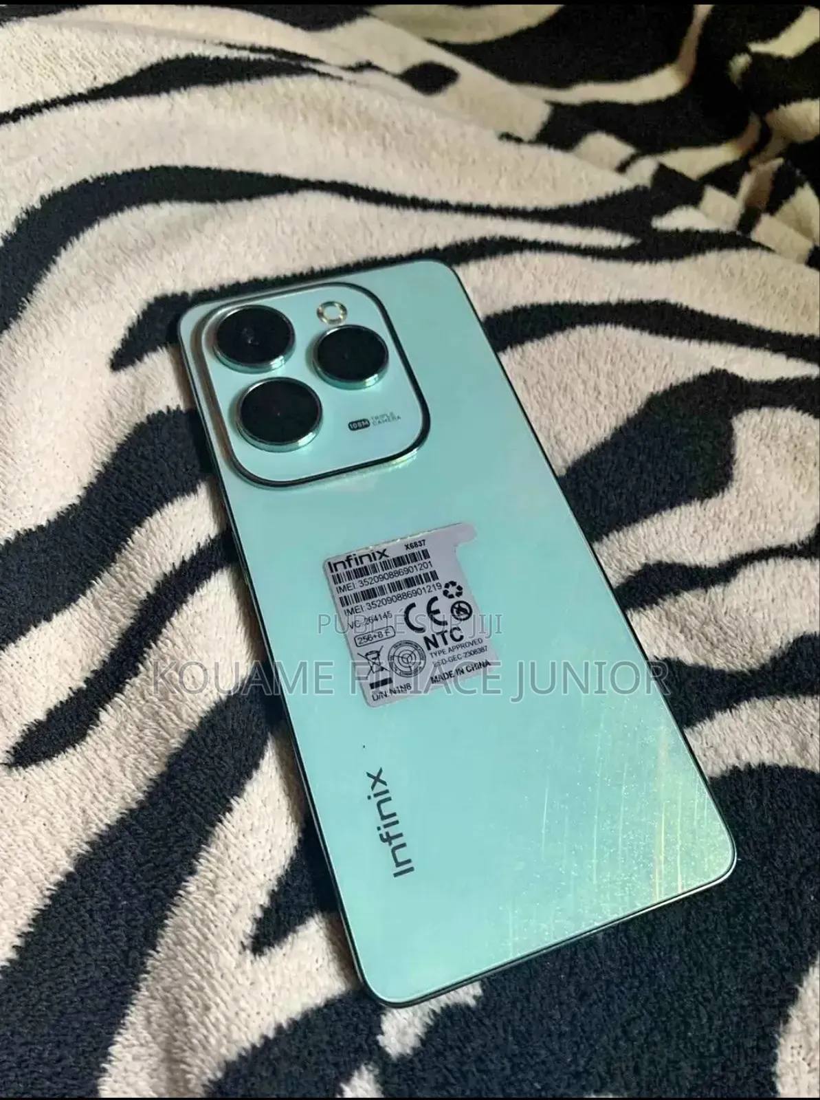 Infinix Hot 40i 256 GB Doré