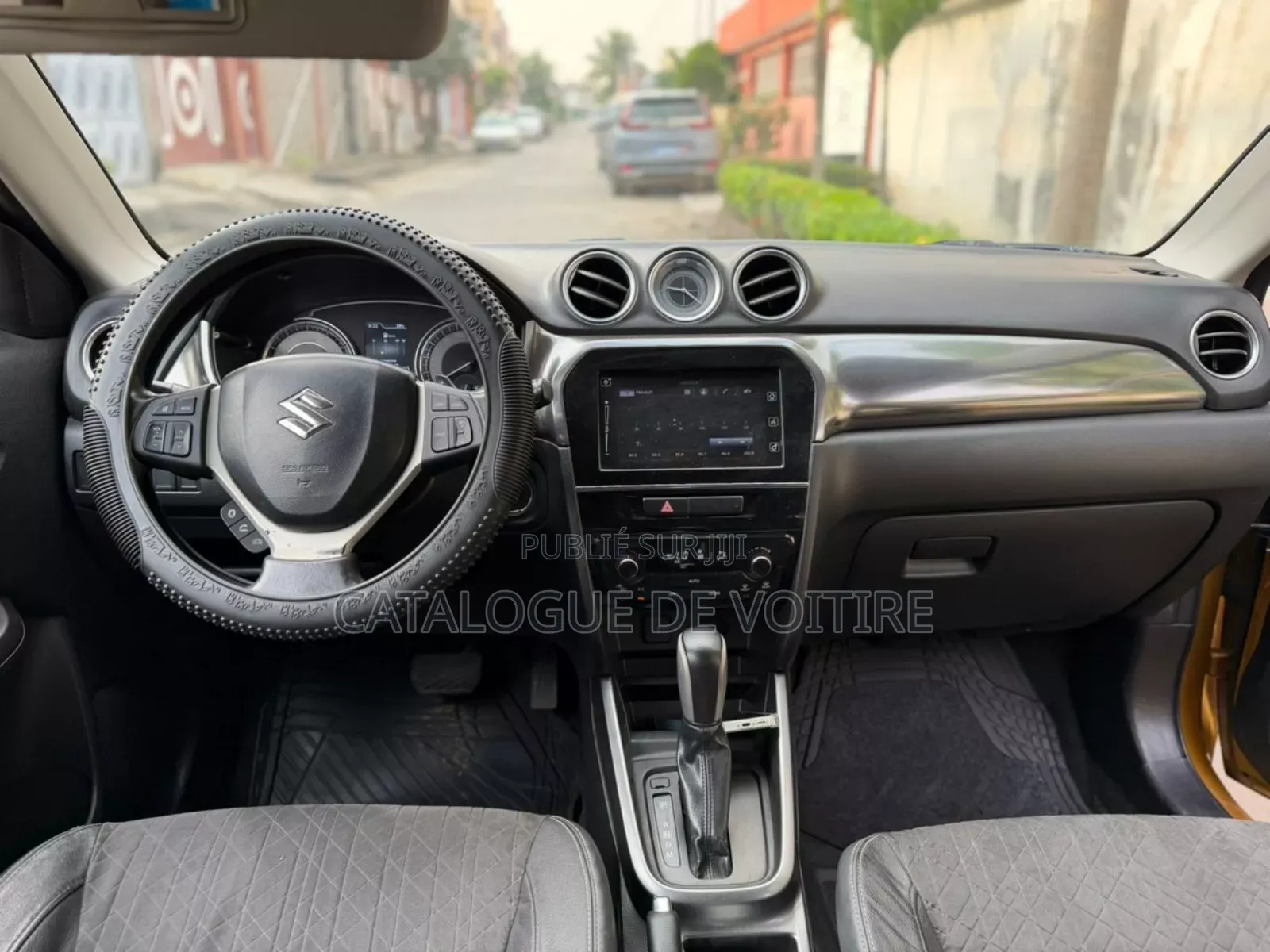 Suzuki Vitara 2020 Jaune