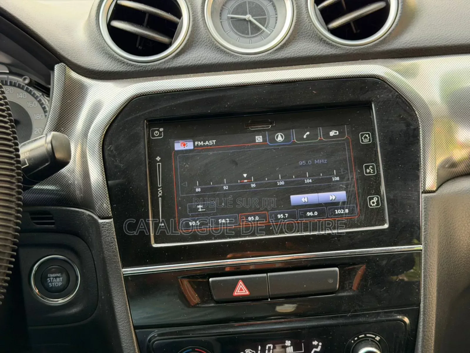 Suzuki Vitara 2020 Jaune