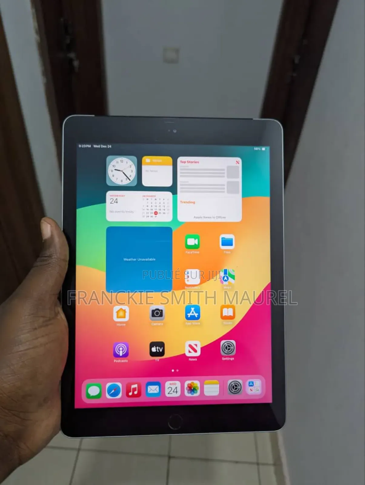 New Apple iPad 9.7 128 GB Gris