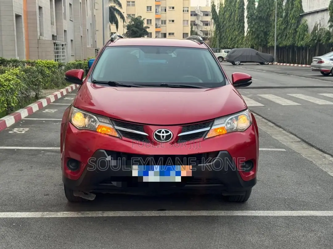 Toyota RAV4 2017 Rouge
