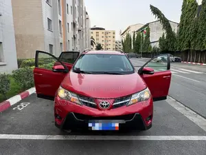 Toyota RAV4 2017 Rouge
