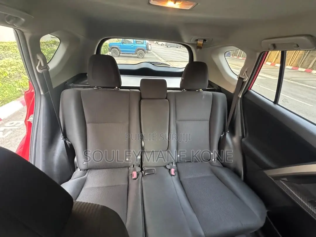 Toyota RAV4 2017 Rouge