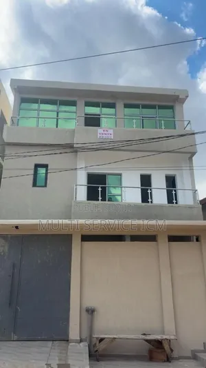 Furnished 6chbre Duplex dans Ismaël Coulibaly, Cocody à Vendre