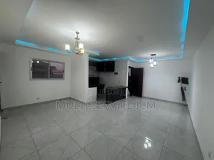 Furnished 6chbre Duplex dans Ismaël Coulibaly, Cocody à Vendre