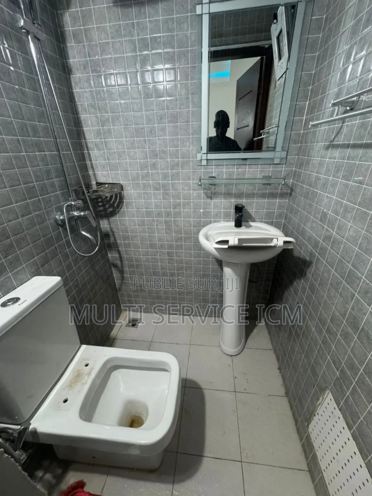 Furnished 6chbre Duplex dans Ismaël Coulibaly, Cocody à Vendre