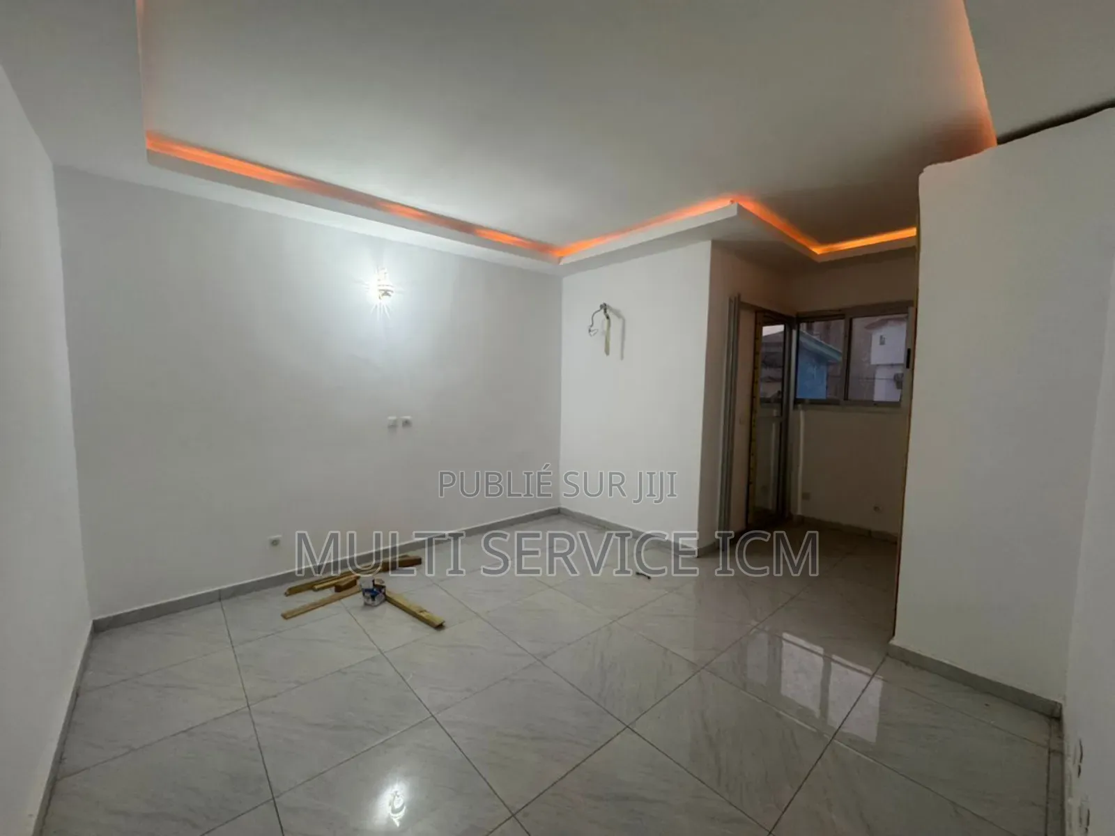 Furnished 6chbre Duplex dans Ismaël Coulibaly, Cocody à Vendre