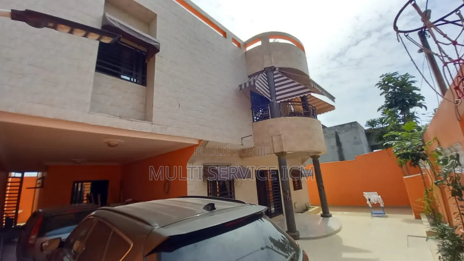 Furnished 6chbre Duplex dans Ismaël Coulibaly, Cocody à Vendre